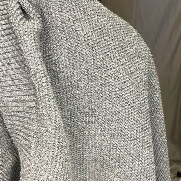 Dakini Women's Grayish Green Hooded Sweater - Picture 10 of 10